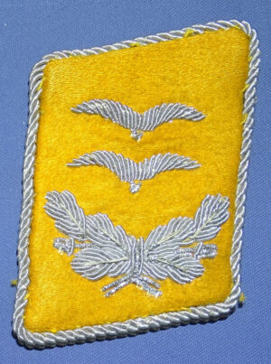 Luftwaffe Officer's Oberleutnant Collar Tab
