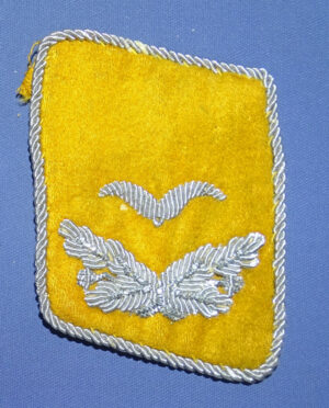Luftwaffe Officer's Lieutenant Collar Tab
