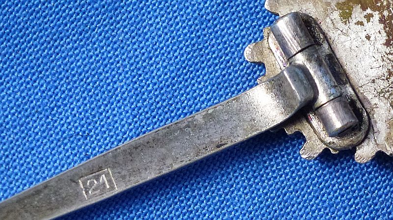 German Cross in Gold Marked "21" (Godet & Co.) - Image 7