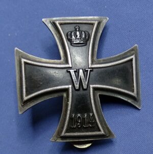 1914 Double Screw Back Vaulted Iron Cross 1st Class Marked "800"