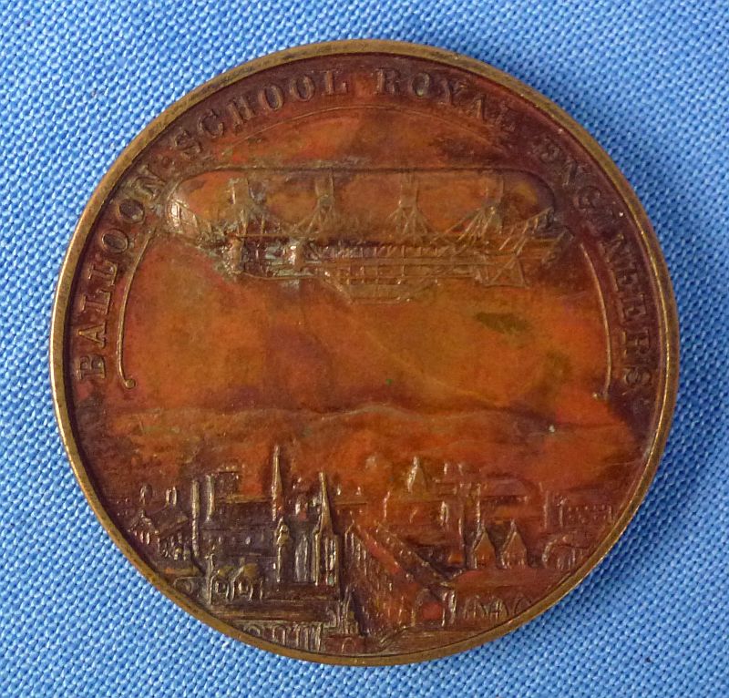 Small Commemorative British Medal for the Balloon School of the Royal Engineers - Image 2