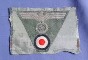 German Army M43 Field Cap Insignia