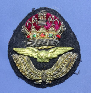 WWII RAF Officer's Cap Badge