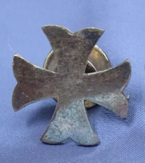 1901 -1902 Army Medical Corps Enlisted Man's Hat Insignia