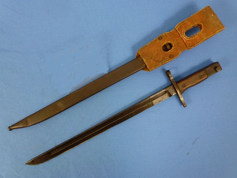 Arisaka Bayonet by Toyoda Automatic Loom Works Under Kokura Arsenal Supervision with Rubberized Canvas Frog - Image 3