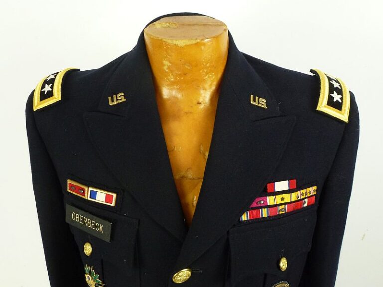 The Service Uniforms, Dress Uniform, Mess Dress Uniforms, Visor Caps ...