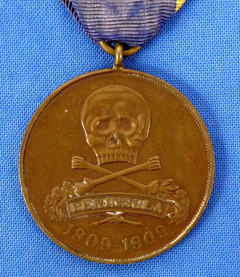 1909 Brunswick Napoleonic Wars Commemorative Centenary Medal for the Peninsula Campaign - Image 2