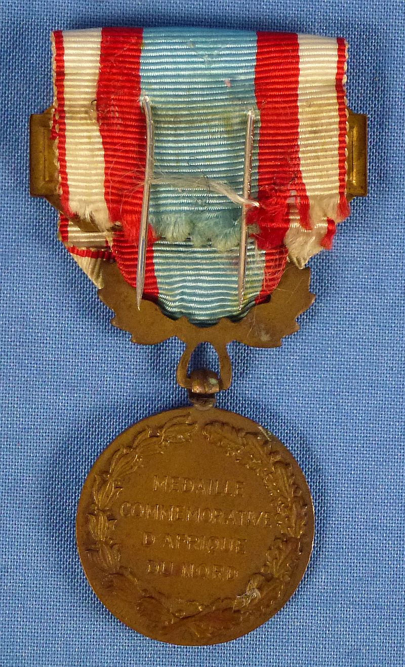 French North Africa Security and Order Operations Commemorative Medal with Bar "Algerie" - Image 2