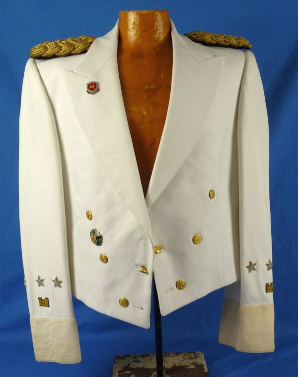 The Mess Dress Uniform of U.S. Army Lieutenant General and Chief of  Engineers Elvin R. Heiberg III  Griffin Militaria