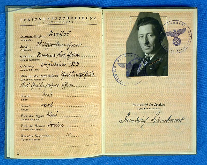 1939 Dated Fremdenpass - Image 3