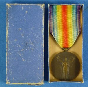 Boxed WWI French Victory Medal