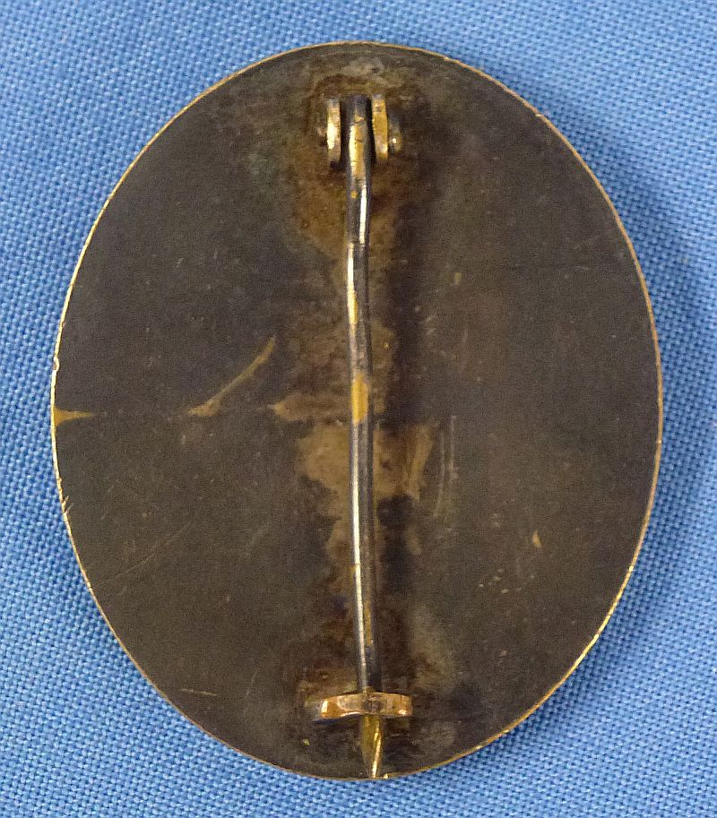 Cased 1939 Silver Wound Badge - Image 3