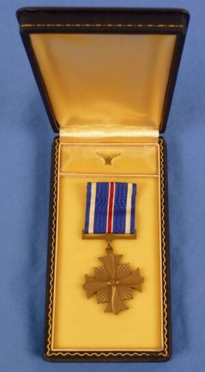 Cased WWII Distinguished Flying Cross