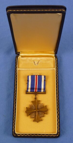 Cased WWII Distinguished Flying Cross