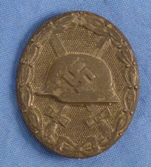 1939 Silver Wound Badge Marked "65" (Klein & Quenzer A.G.)