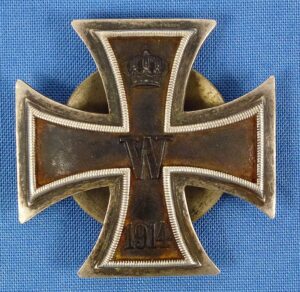 Screw Back 1914 Iron Cross First Class in 800 Silver