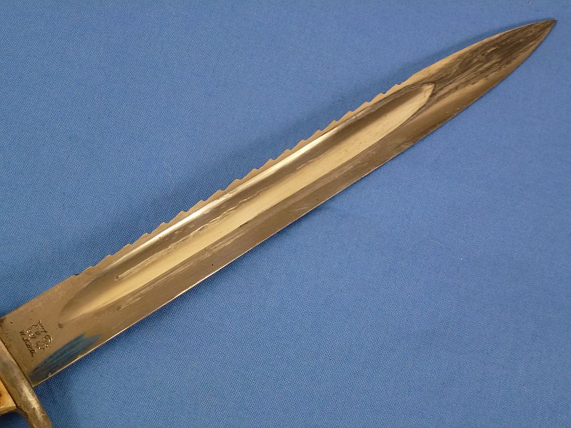 WWI Imperial German Stag Grip M1898 Sawback Dress Bayonet by WKC - Image 4