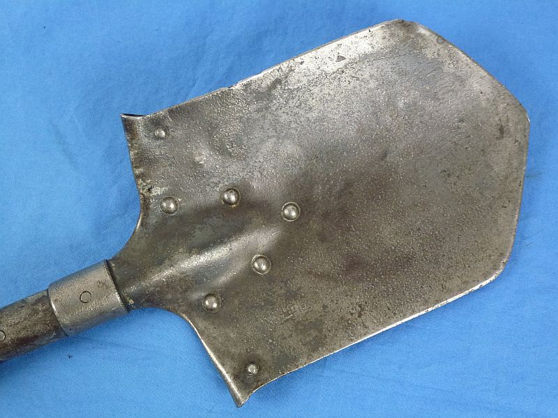 1915 Dated German Entrenching Tool with Carrying Cover - Image 4