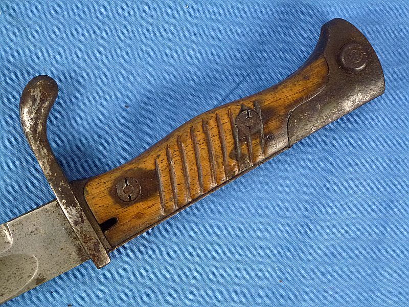 1915 Dated Imperial German Model M1898/05 Butcher Blade Bayonet by E. & F. Horster with Frog and Knot - Image 10