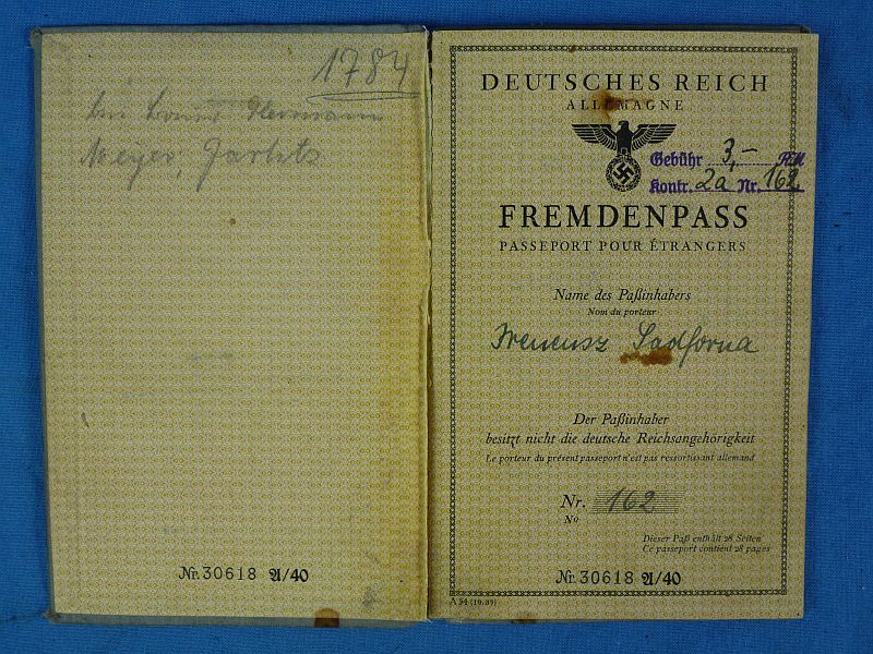 Deutsches Reich Fremdenpass (Foreigner's Passport) - Image 2
