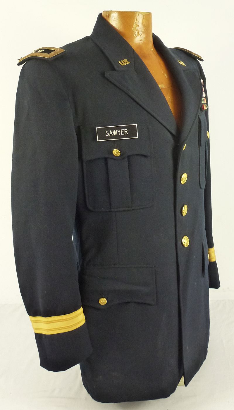 The Dress Blue Uniform Tunic and Mess Dress Jacket of Three War Veteran U.S. Army Major General Kenneth T. Sawyer with Flags - Image 8