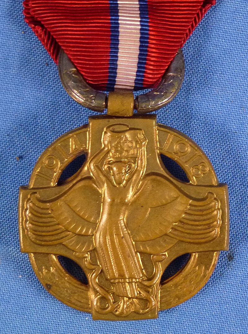 WWI Czechoslovakian 1914-1918 Revolutionary Cross - Image 3