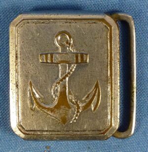 Small WWII Japanese Navy EM/CPO Buckle