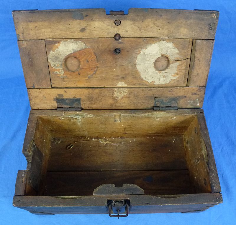 Cased 1916 Dated German Minenwerfer Shell Casings & Box - Image 7