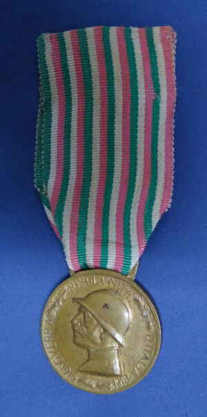 WWI Italian Commemorative Medal For Italian Austrian War 1915-1918