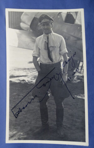WWII German Luftwaffe Knights Cross Recipient Herman Graf Autographed Photo