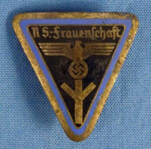 Ortsgruppe Lever NS-Frauenschaft Badge RZM M1/102(Frank & Reif)