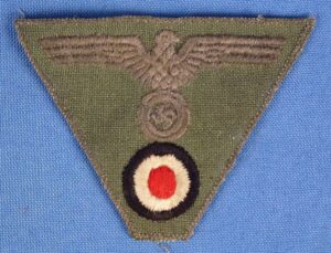 German Army EM/NCO M44 Trapezoid Cap Insignia