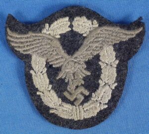 Cloth Luftwaffe Pilot Badge