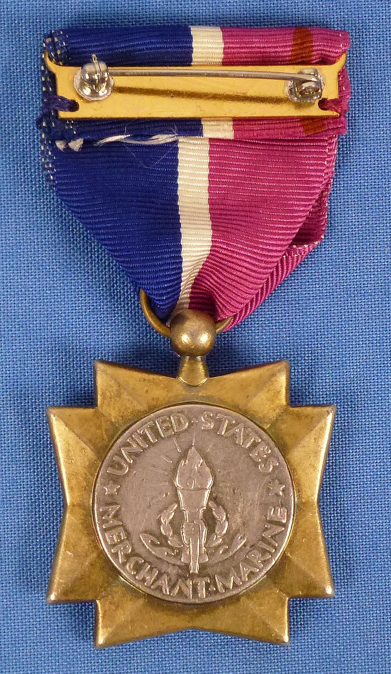 WWII U.S. Merchant Marine Mariner's Medal - Image 2