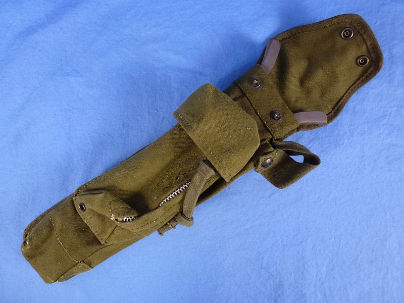 Vietnam War M-16 XM3 Bipod in Third Pattern Carrying Pouch - Image 4