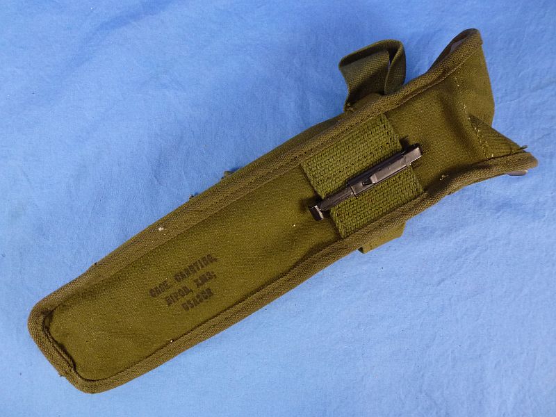 Vietnam War M-16 XM3 Bipod in Third Pattern Carrying Pouch - Image 5
