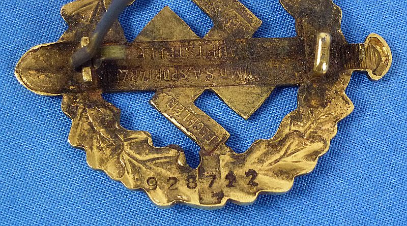 Numbered Gold SA Sports Badge by Schneider - Image 4