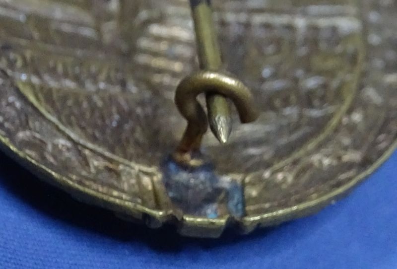 Hollow Back Bronze Panzer Assault Badge by Karl Wurster in Tombac - Image 3