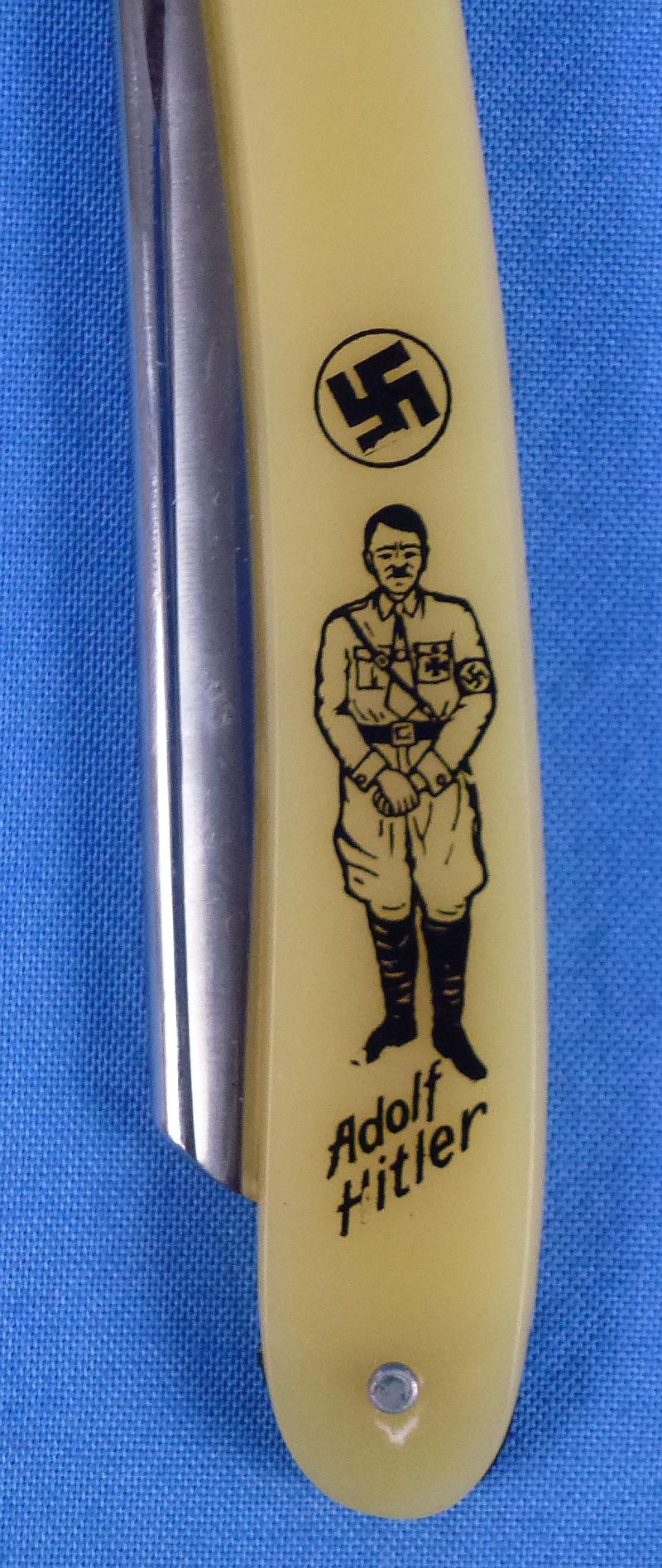 Adolf Hitler Souvenir Straight Razor - Image 2