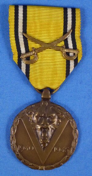 Belgian WWII Commemorative Medal with Swords