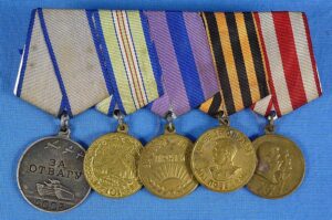 WWII Soviet Five Place Bravery Medals Bar