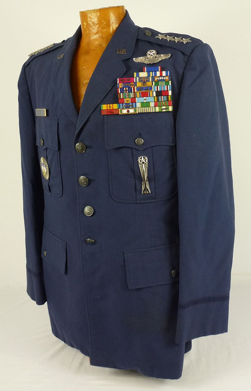 The Uniform of U.S. Air Force Three War Ace General James E. Hill - Image 7