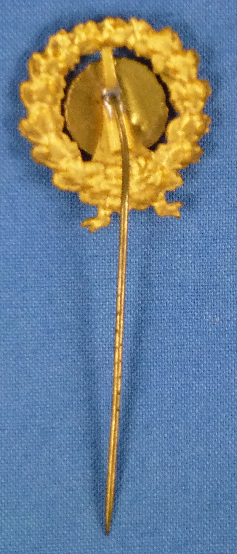 Reichsbund der Zivildienstberechtigten (RdZ) - Reichsbund of Eligible Civilian Servicemen- Gold Honor Badge Stickpin - Image 2