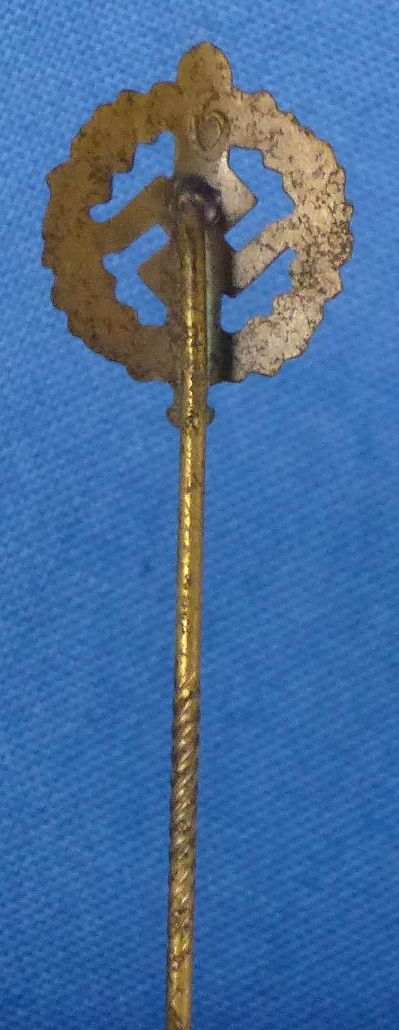 SA Bronze Sports Badge Stickpin - Image 2