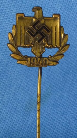 1940 NSRL Performance Badge Stickpin