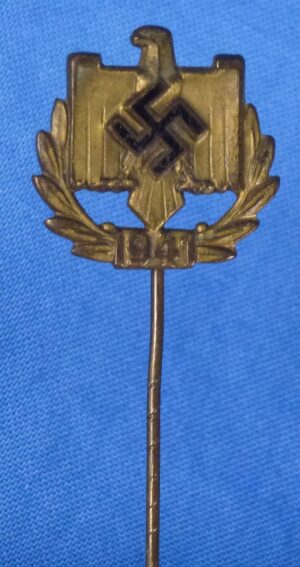 1941 NSRL Performance Badge Stickpin