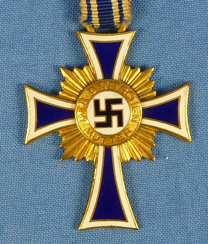 1938 Gold Mother's Cross of Honor - Image 2