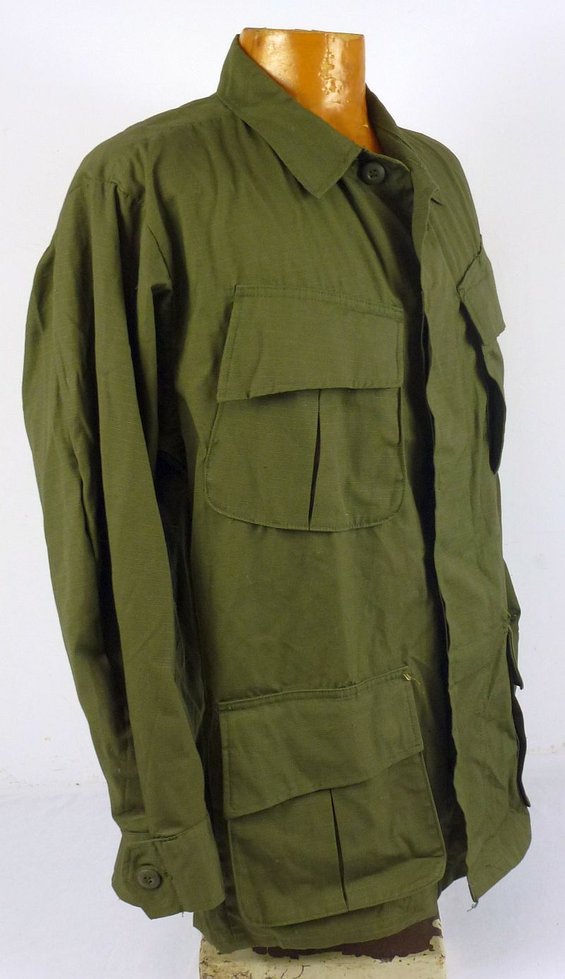 Near Mint Unissued Vietnam War Jungle Jacket Small-Short - Image 4
