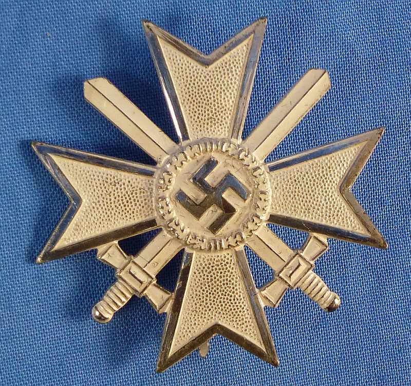 Excellent Cased War Merit Cross First Class with Swords in Tombac Marked "62" (Kerbach & Oesterhelt of Dresden) - Image 2