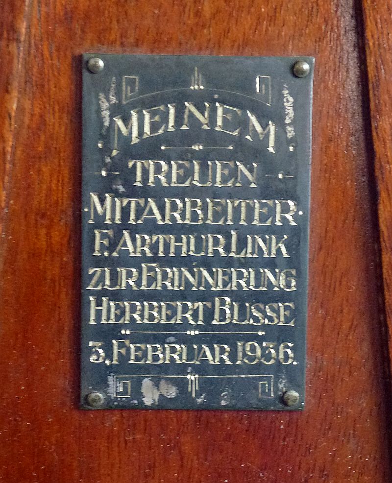 Named 1936 Der Stahlhelm Imperial Reichsriegsflagge Presentation Desk Display Piece - Image 2